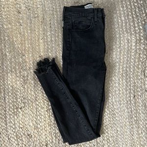 ABERCROMBIE & FITCH Super Skinny High Rise Black Jeans